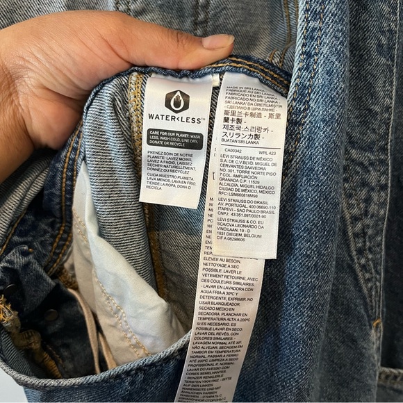 Levi’s Utility Lightweight Shortalls Overalls Denim - Picture 11 of 14